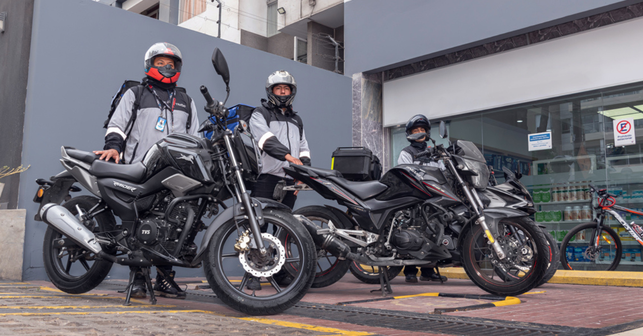 transporte de maquillaje  cosmetigos en lima peru tramat_9765.png